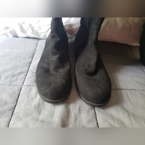 Liz Claiborne Over the Knee Faux Suede Boots - Picture 9 of 10